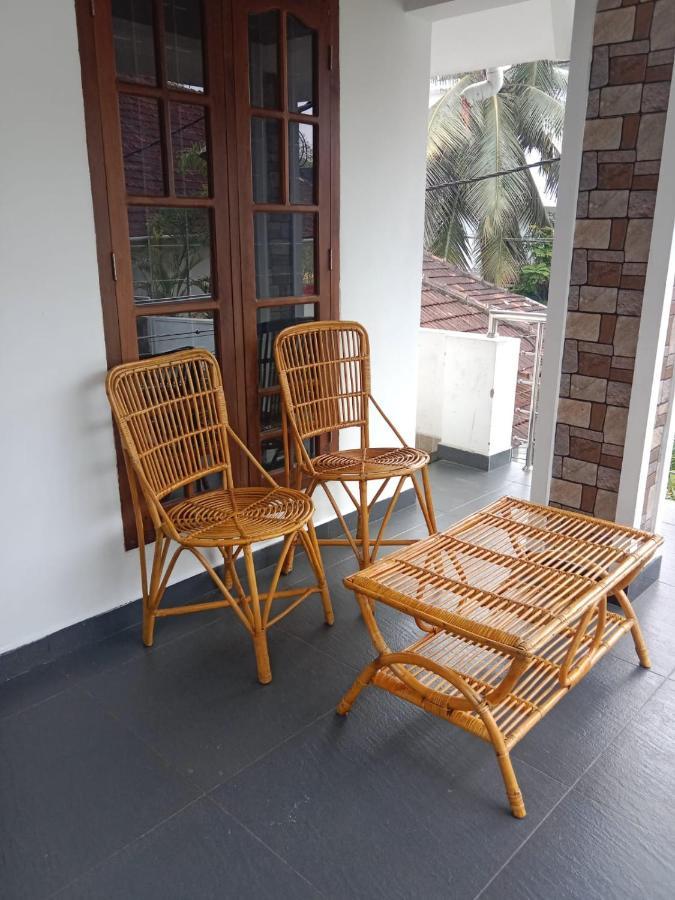 Kochi Bella Villa Bagian luar foto